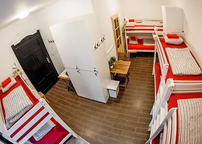 بيت شباب Turn *