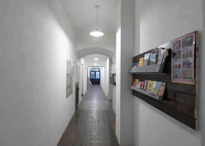 بيت شباب Turn *