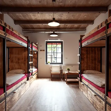 Turn * 卢布尔雅那